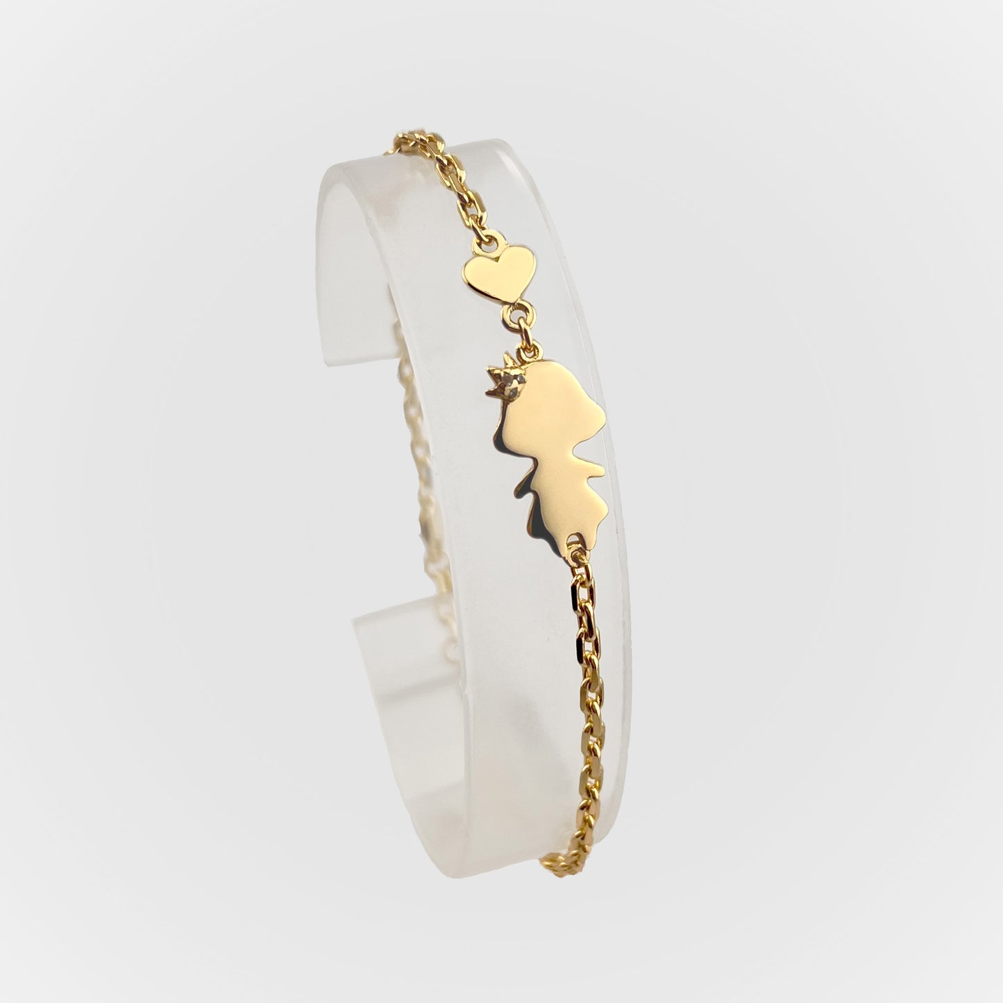 Personalized Mom bracelet with 1 girl charm