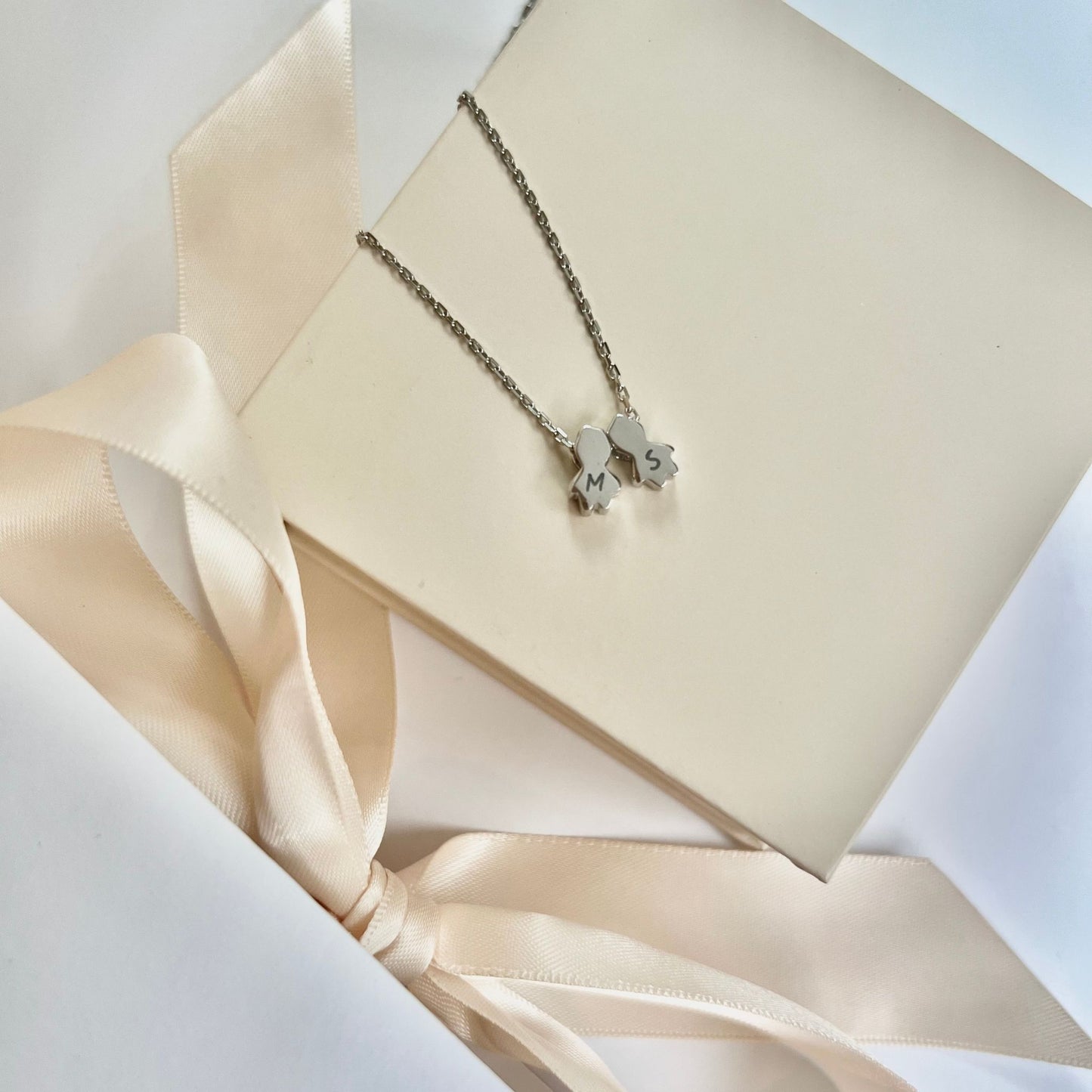 Kid charm mom necklace